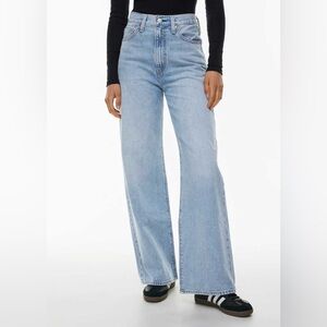 Levi’s Ribcage Wide Leg Jean